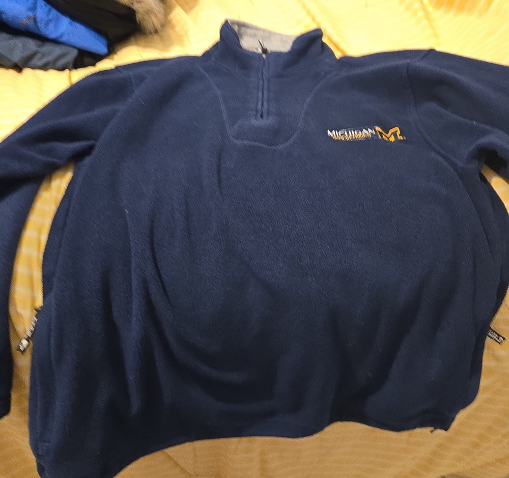 STARTER Navy Men's Quarter-Zip Fleece with Michigan Logo